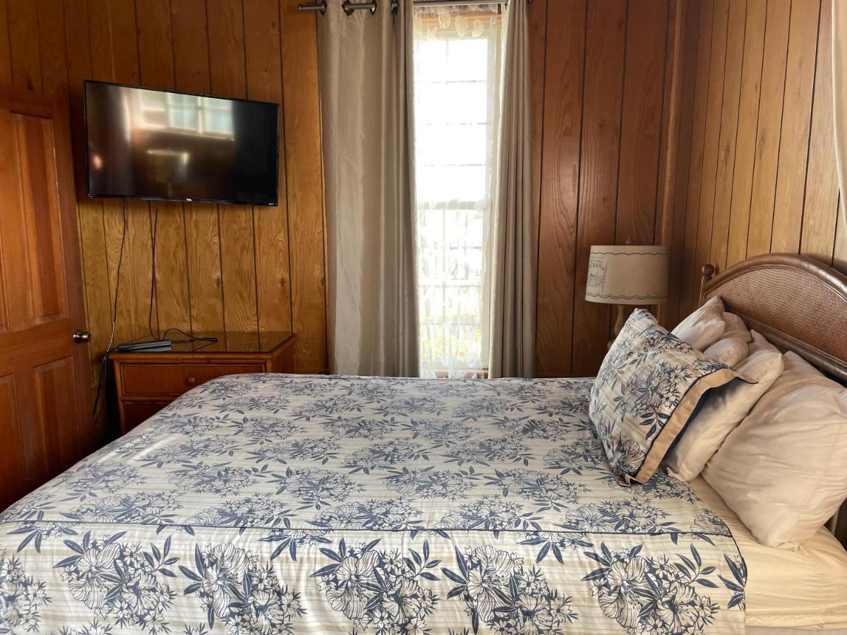 Edgewater Beach Inn & Suites Санта-Крус Экстерьер фото